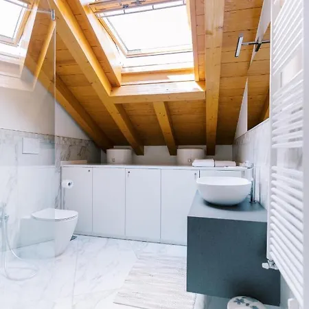 Casa King Apartment Como